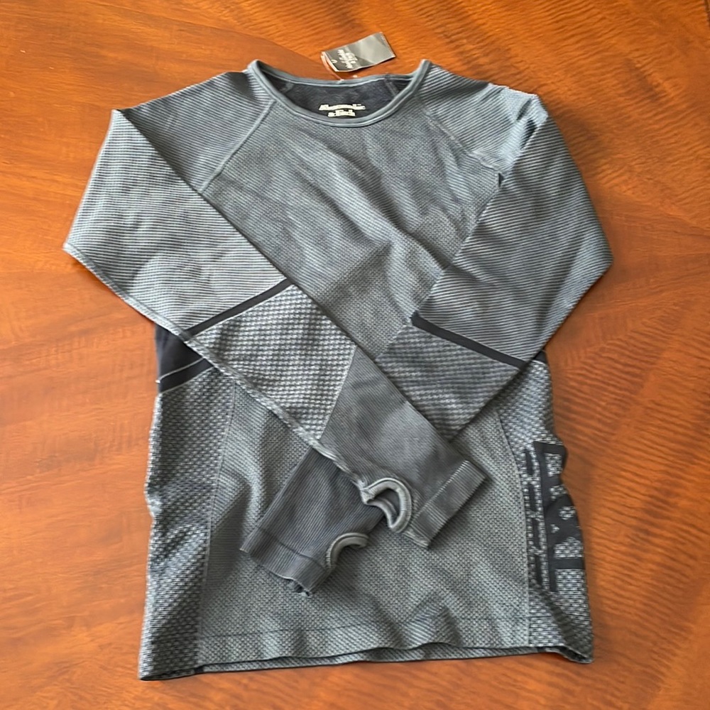 Abercrombie & Fitch Long Sleeve Workout Top